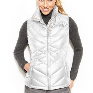 The North Face Women's Silvery-White Puffer Vest